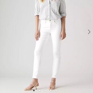 Levi’s high rise skinny jeans white